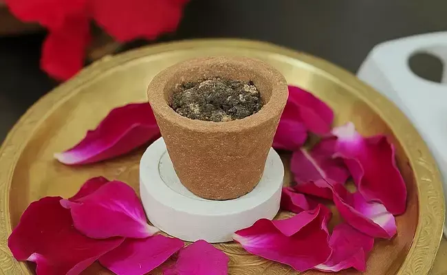 sambrani cup or burner